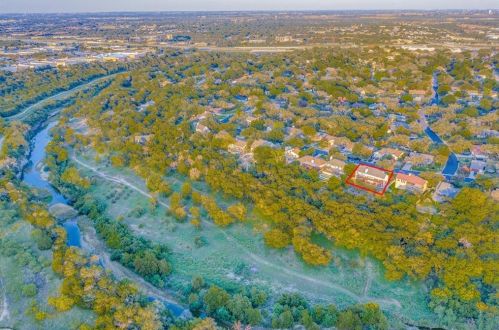 403 Ridgewood Dr, Georgetown TX 78628-8354 exterior