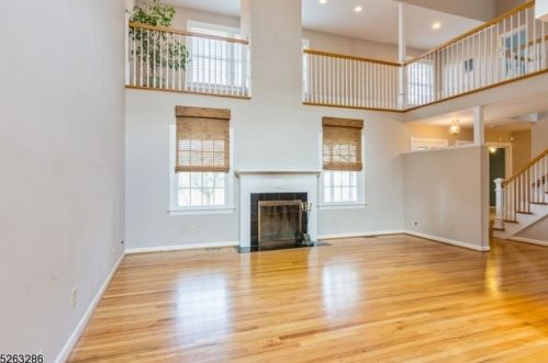 2300 Concord Rd, Scotch Plains, NJ 07076-2104