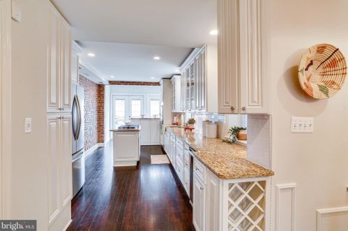 234 14th St, Washington DC  20003-2367 exterior