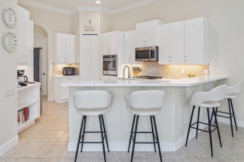 11720 Apple Blossom Trl, Fort Pierce FL  34987-2475 exterior