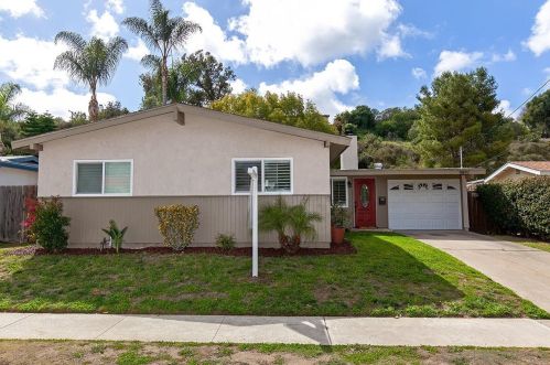 4897 Chateau Dr, San Diego, CA 92117-3017