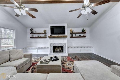 3241 Bunten Rd, Duluth GA 30096-3642 exterior