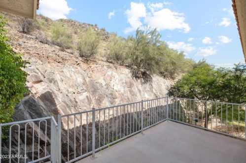 10401 Central Ave, Phoenix AZ 85020-1053 exterior