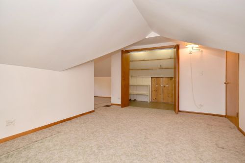 615 Saylor Ave, Elmhurst IL 60126-4305 exterior