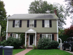 60 Arapahoe Rd, Newton, MA 02465-2203