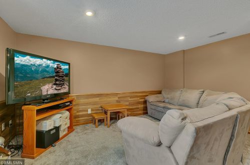 602 Corrine, Sartell MN 56377-1740 exterior