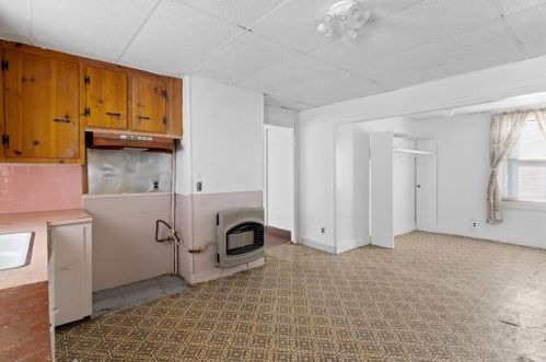 107 Penn St, Providence RI 02909-1326 exterior