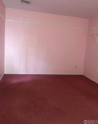 12 Murdock St, Perth Amboy NJ 08863-1224 exterior