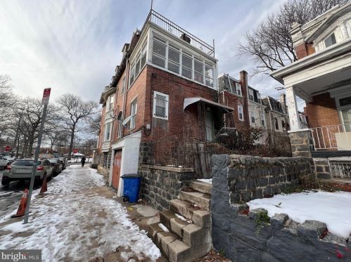 423 51st St, Philadelphia, PA 19139-1516