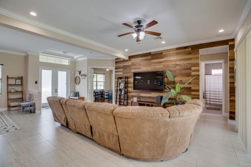 650 Mccullough Ave, Fort Pierce FL 34953-3918 exterior