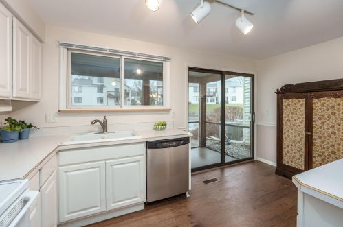 7631 Blackmar Cir, Kalamazoo MI 49024-4089 exterior