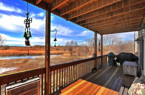 96 Cooper Ave, Milford CT exterior