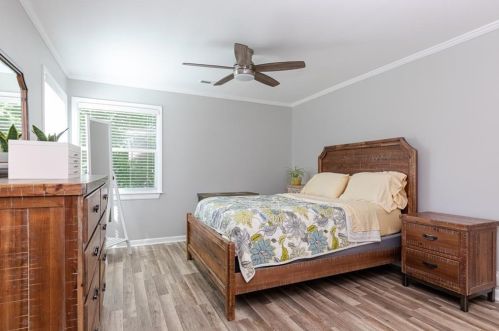 82 Dunwoody Spg, Atlanta GA 30328-4529 exterior