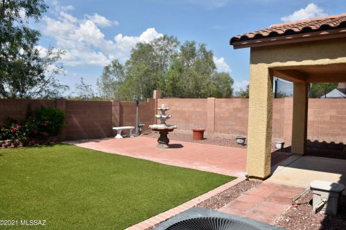 7449 Fair Meadows Loop, Tucson AZ 85756-6151 exterior
