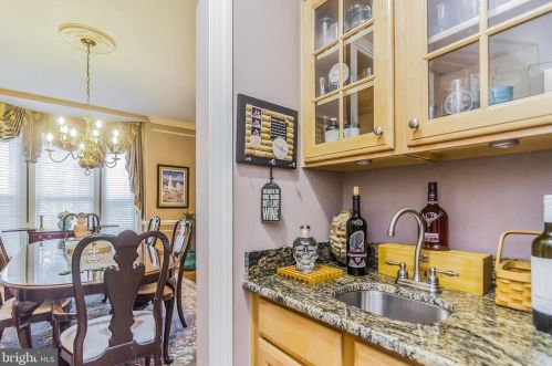 13606 Mt Prospect Dr, Rockville MD 20850-3510 exterior