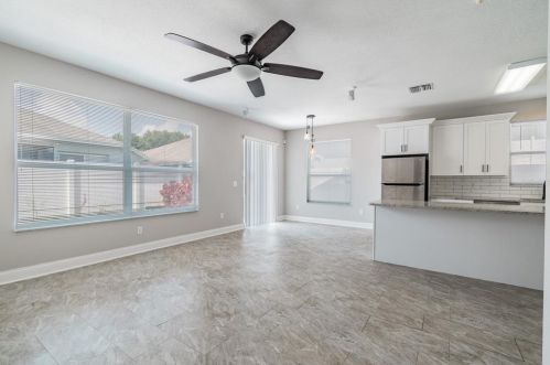 8814 Cypress Hammock Dr, Tampa FL  33614-8100 exterior