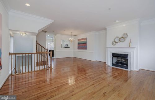 164 Cameron Station Blvd, Alexandria, VA 22304-7712