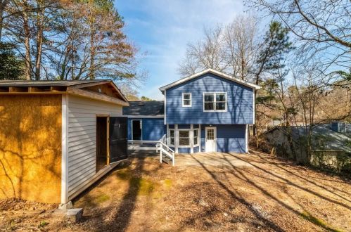 2578 Camelot Ct, Duluth GA 30096-6227 exterior