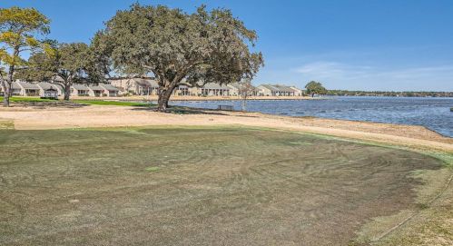 55 April Hl, Montgomery, TX 77356-5922