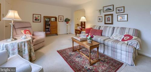 1926 Drexel Ave, Lancaster PA 17602-3302 exterior