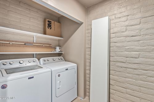 44219 12 St, Phoenix AZ 85086-7450 exterior