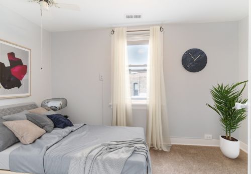 3448 Damen Ave, Chicago IL 60608-6835 exterior