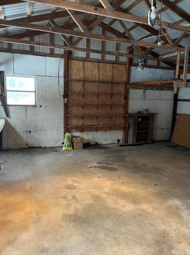 1120 37th St, Allegan MI 49010-8308 exterior