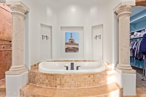 3675 59 Pl, Phoenix AZ 85018-3210 exterior