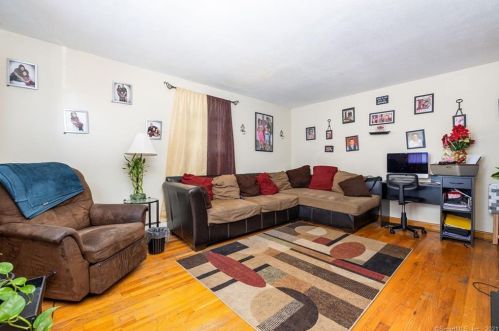 338 Cherry St, New Britain CT 06051-3507 exterior