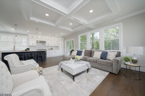 26 Minton Ave, Chatham Township NJ  07928-2740 exterior