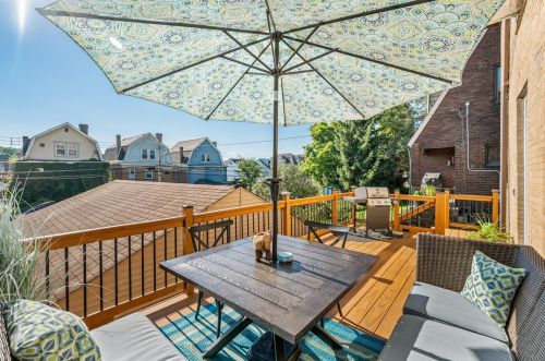 1242 Morningside Ave, Pittsburgh PA 15206-1351 exterior