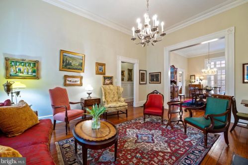 1016 Clinton St, Philadelphia PA 19107-6017 exterior