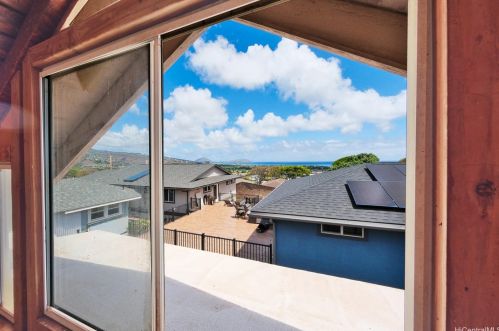 747 15 Ave, Honolulu HI 96816-3722 exterior