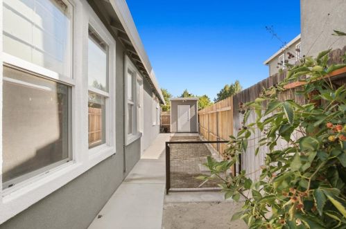 1272 Paseo Belleza, Turlock CA 95382-7396 exterior