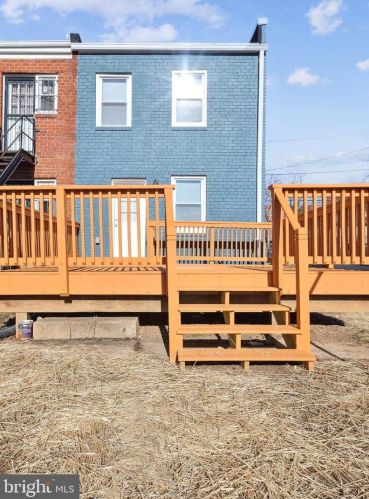 713 Congress St, Washington DC 20032-4106 exterior