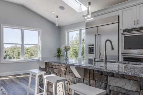 5547 Glass Rd, Pittsburgh PA  15205-9435 exterior