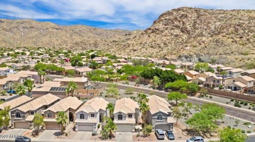 1424 Cathedral Rock Dr, Phoenix AZ 85048-8910 exterior