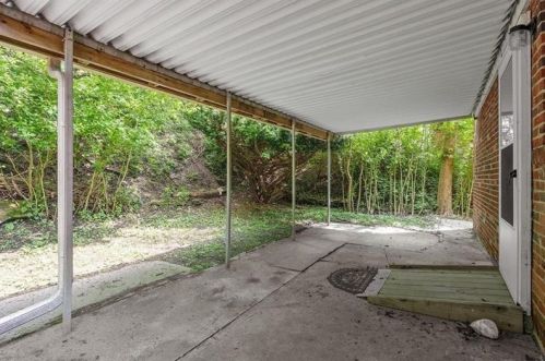 135 Saylong Dr, Pittsburgh PA 15235-4323 exterior