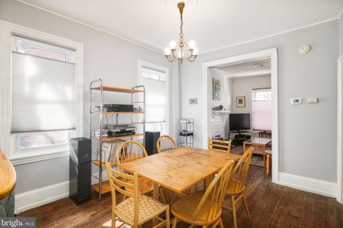 867 30 St, Philadelphia PA 19121-3604 exterior