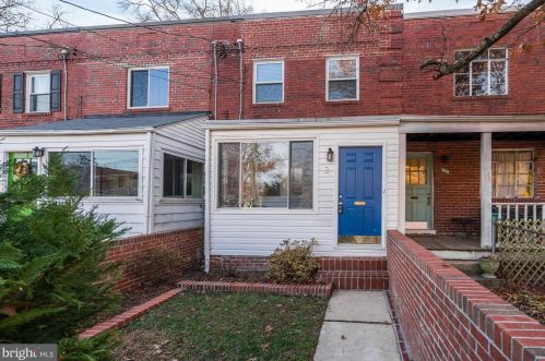 3 Clifford Ave, Alexandria VA  22305-2702 exterior