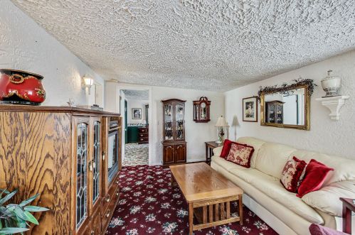 5950 Ozanam Ave, Chicago IL 60631-2235 exterior