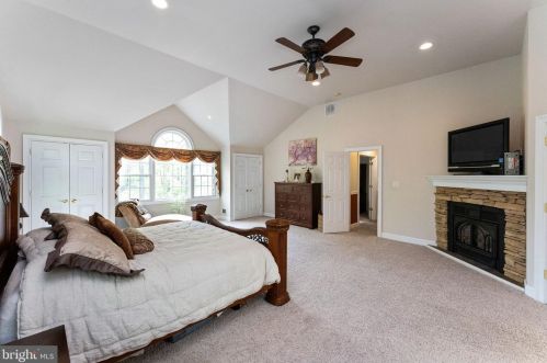 5284 Clymer Rd, Quakertown PA 18951-3266 exterior