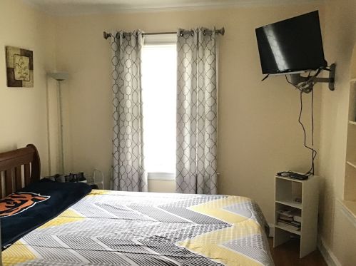 1444 12 Ave, Broadview IL 60153-1406 exterior