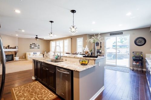 12684 Sierra Creek Dr, Riverside CA 92503-8412 exterior