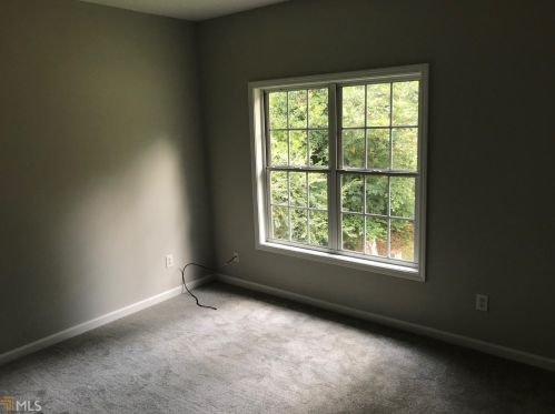 6689 Jojanne Ln, Lithonia GA 30038-3130 exterior