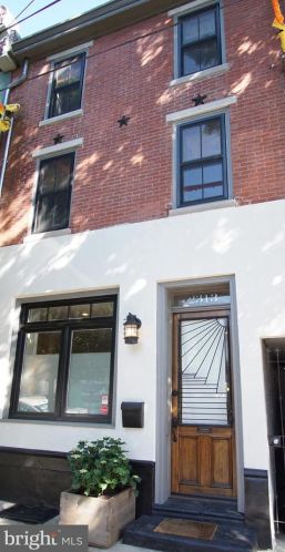 2313 Amber St, Philadelphia PA  19125-2039 exterior