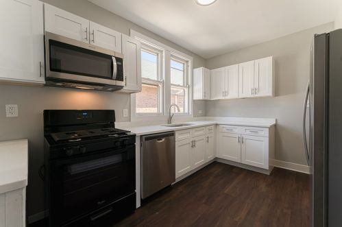 8346 Dante Ave, Chicago IL  60619-6510 exterior