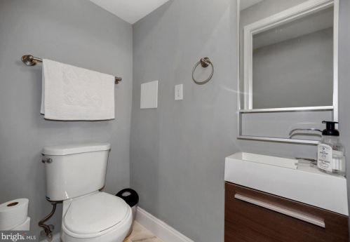 1783 Lyman Pl, Washington DC 20002-3007 exterior