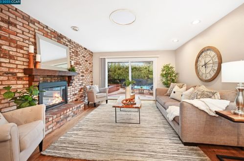 5143 Coral Ct, Concord CA 94521-2315 exterior