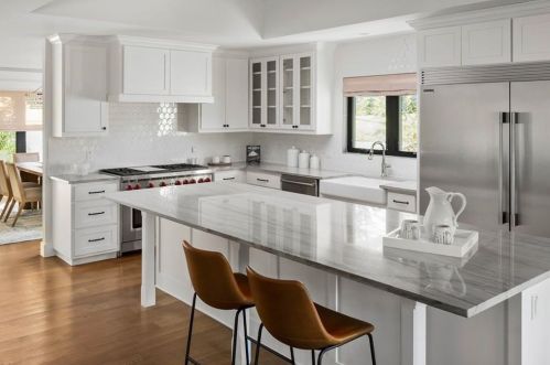 3919 Balcones Dr, Austin TX 78731-5414 exterior